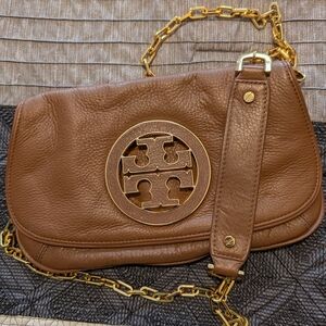 Tory Burch Amanda 3 in 1 Logo Clutch
